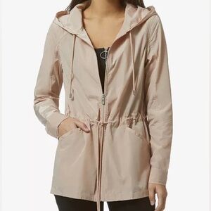 Avec Les Filles Hooded Windbreaker Jacket in Blush Pink Size Small